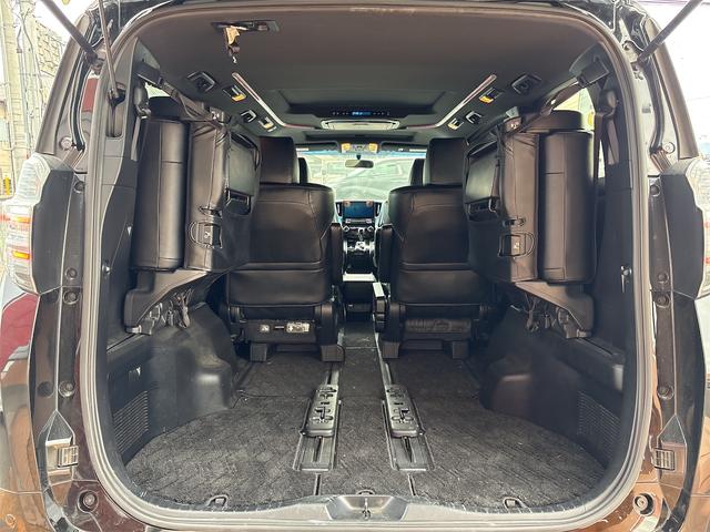 ヴェルファイア ２．５Ｚ　Ａエディション　ゴールデンアイズ　バックカメラ　ＴＶ　クリアランスソナー　オートクルーズコントロール　両側電動スライドドア　ＬＥＤヘッドランプ　サンルーフ　電動リアゲート　スマートキー　電動格納ミラー　後席モニター　３列シート　ＣＶＴ（25枚目）
