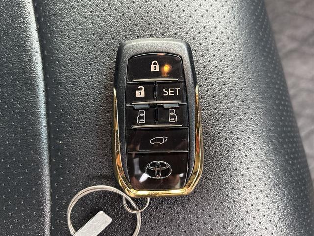 ヴェルファイア ２．５Ｚ　Ａエディション　ゴールデンアイズ　バックカメラ　ＴＶ　クリアランスソナー　オートクルーズコントロール　両側電動スライドドア　ＬＥＤヘッドランプ　サンルーフ　電動リアゲート　スマートキー　電動格納ミラー　後席モニター　３列シート　ＣＶＴ（36枚目）