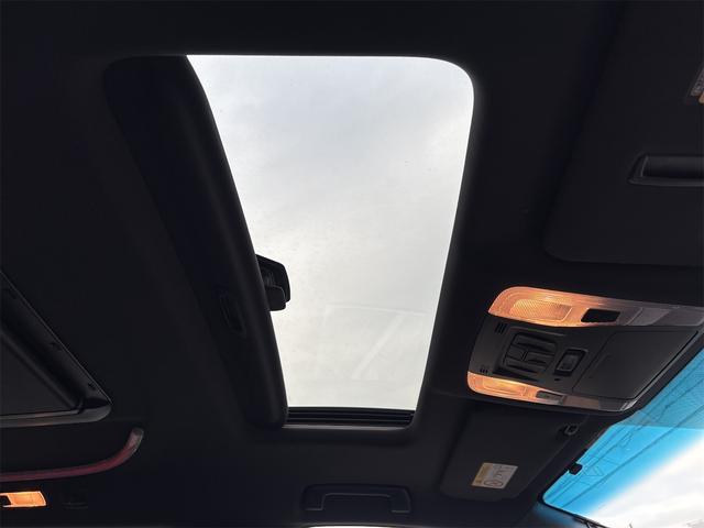 ヴェルファイア ２．５Ｚ　Ａエディション　ゴールデンアイズ　バックカメラ　ＴＶ　クリアランスソナー　オートクルーズコントロール　両側電動スライドドア　ＬＥＤヘッドランプ　サンルーフ　電動リアゲート　スマートキー　電動格納ミラー　後席モニター　３列シート　ＣＶＴ（44枚目）