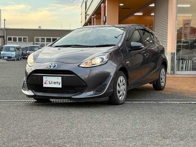 アクア Ｓ　バックカメラ　ナビ　レーンアシスト　衝突被害軽減システム　オートマチックハイビーム　スマートキー　アイドリングストップ　電動格納ミラー　ＣＶＴ　盗難防止システム　衝突安全ボディ　ＡＢＳ　ＥＳＣ（16枚目）