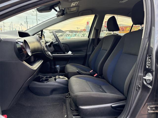 アクア Ｓ　バックカメラ　ナビ　レーンアシスト　衝突被害軽減システム　オートマチックハイビーム　スマートキー　アイドリングストップ　電動格納ミラー　ＣＶＴ　盗難防止システム　衝突安全ボディ　ＡＢＳ　ＥＳＣ（30枚目）