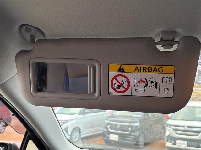 アクア Ｓ　バックカメラ　ナビ　レーンアシスト　衝突被害軽減システム　オートマチックハイビーム　スマートキー　アイドリングストップ　電動格納ミラー　ＣＶＴ　盗難防止システム　衝突安全ボディ　ＡＢＳ　ＥＳＣ（45枚目）