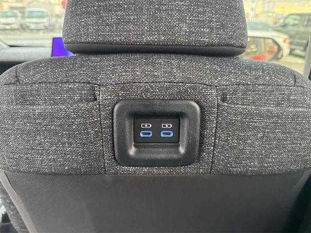 シエンタ ハイブリッドＺ　ＥＴＣ　全周囲カメラ　ナビ　クリアランスソナー　オートクルーズコントロール　衝突被害軽減システム　両側電動スライドドア　オートマチックハイビーム　ＬＥＤヘッドランプ　スマートキー　電動格納ミラー（39枚目）