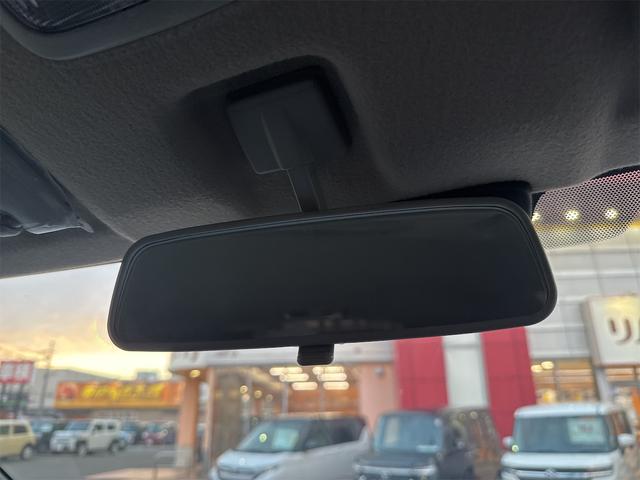 フロンクス ベースグレード　全周囲カメラ　クリアランスソナー　オートクルーズコントロール　レーンアシスト　衝突被害軽減システム　ナビ　ＴＶ　オートライト　ＬＥＤヘッドランプ　アルミホイール　スマートキー　アイドリングストップ（44枚目）