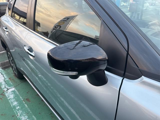 フロンクス ベースグレード　全周囲カメラ　クリアランスソナー　オートクルーズコントロール　レーンアシスト　衝突被害軽減システム　ナビ　ＴＶ　オートライト　ＬＥＤヘッドランプ　アルミホイール　スマートキー　アイドリングストップ（50枚目）