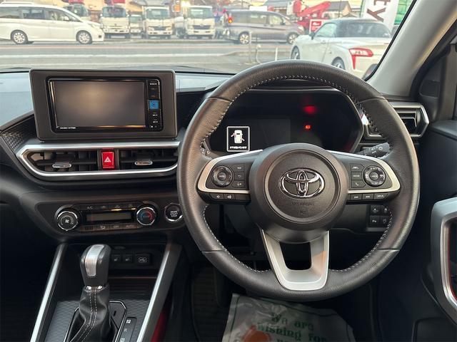 ライズ Ｚ　バックカメラ　クリアランスソナー　オートクルーズコントロール　衝突被害軽減システム　ナビ　ＬＥＤヘッドランプ　アルミホイール　スマートキー　アイドリングストップ　電動格納ミラー　ＣＶＴ（5枚目）