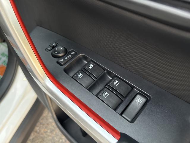 ライズ Ｚ　バックカメラ　クリアランスソナー　オートクルーズコントロール　衝突被害軽減システム　ナビ　ＬＥＤヘッドランプ　アルミホイール　スマートキー　アイドリングストップ　電動格納ミラー　ＣＶＴ（14枚目）