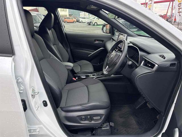 トヨタ カローラクロス 28枚目