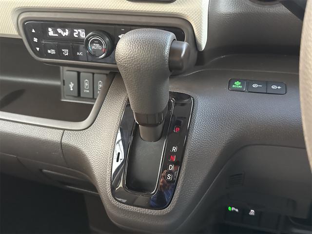 N-BOX L LEDヘッドライト バックカメラ 両側スライド・片側電動 ナビ クリアランスソナー オートクルーズコントロール レーンアシスト 衝突被害軽減システム オートライト スマートキー アイドリングストップ(9枚目)