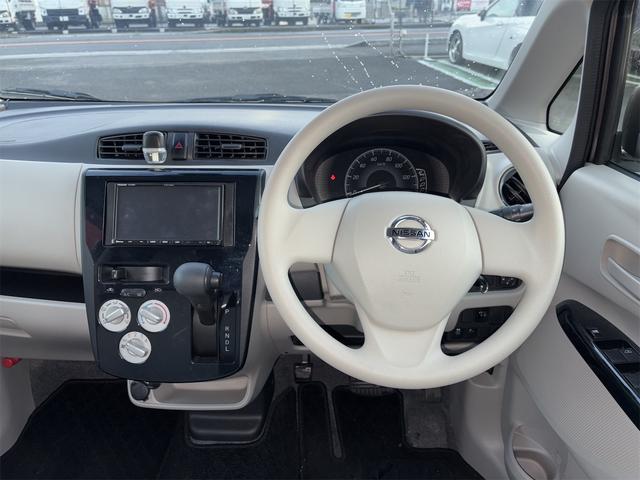 デイズ Ｊ　ナビ　クリアランスソナー　衝突被害軽減システム　キーレスエントリー　電動格納ミラー　ベンチシート　ＣＶＴ　ＥＳＣ　エアコン　パワーステアリング　パワーウィンドウ（5枚目）