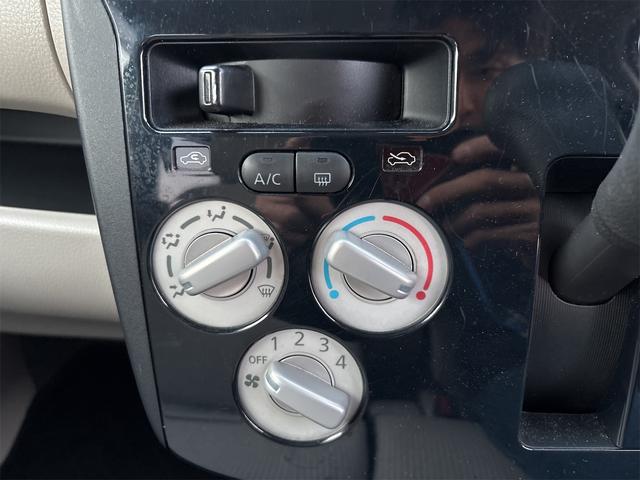 デイズ Ｊ　ナビ　クリアランスソナー　衝突被害軽減システム　キーレスエントリー　電動格納ミラー　ベンチシート　ＣＶＴ　ＥＳＣ　エアコン　パワーステアリング　パワーウィンドウ（8枚目）