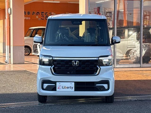 ホンダ Ｎ－ＢＯＸカスタム 17枚目