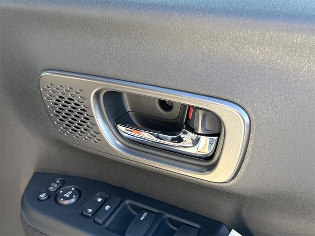 ホンダ Ｎ－ＢＯＸカスタム 33枚目