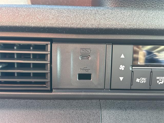 ホンダ Ｎ－ＢＯＸカスタム 38枚目