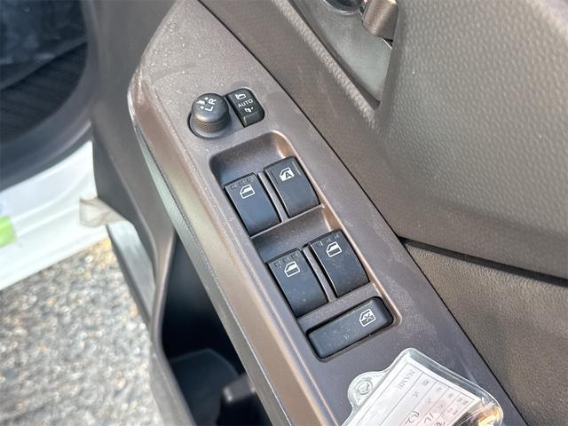 トヨタ ルーミー 14枚目