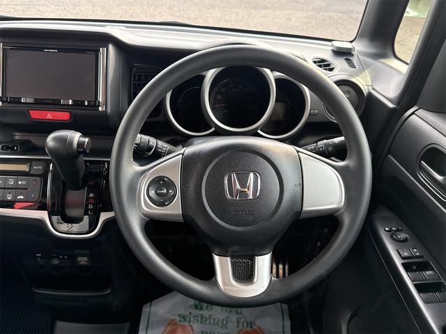 ホンダ N-BOXカスタム 5枚目