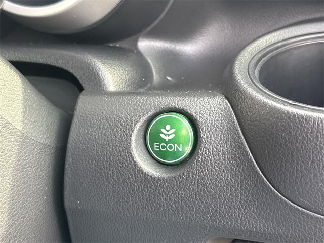 ホンダ N-BOXカスタム 11枚目