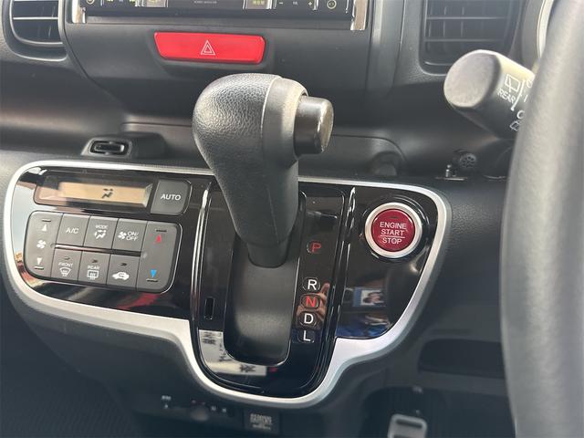 ホンダ N-BOXカスタム 12枚目