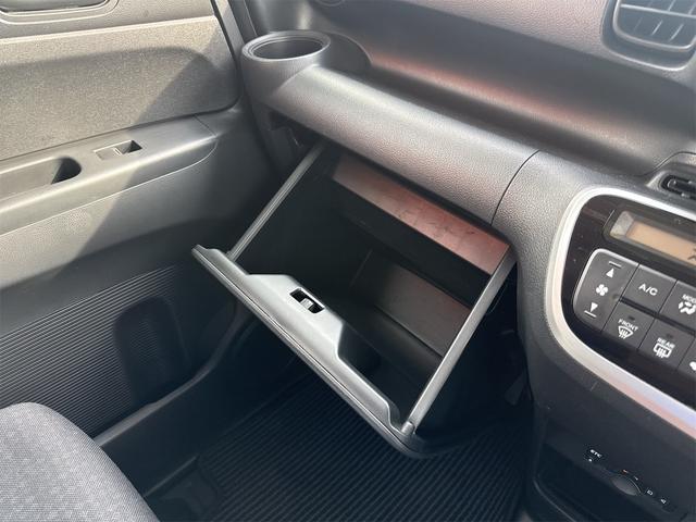 ホンダ N-BOXカスタム 14枚目