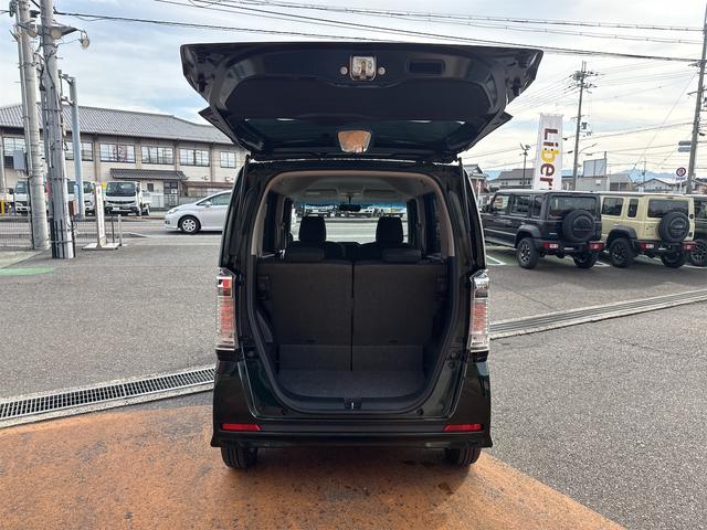ホンダ N-BOXカスタム 25枚目