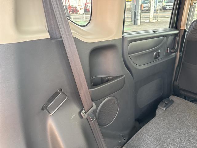 ホンダ N-BOXカスタム 28枚目