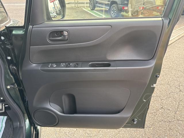 ホンダ N-BOXカスタム 34枚目