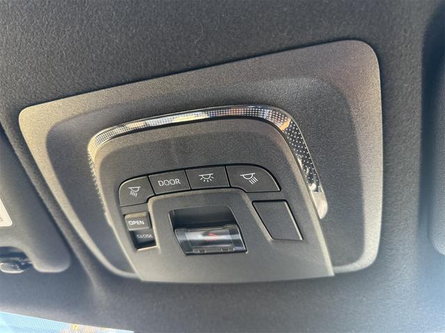 TOYOTA COROLLA CROSS HYBRID Z