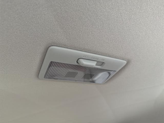 アルトラパン Ｘ　バックカメラ　クリアランスソナー　レーンアシスト　衝突被害軽減システム　オートライト　スマートキー　アイドリングストップ　電動格納ミラー　シートヒーター　ベンチシート　ＣＶＴ　ＡＢＳ（40枚目）