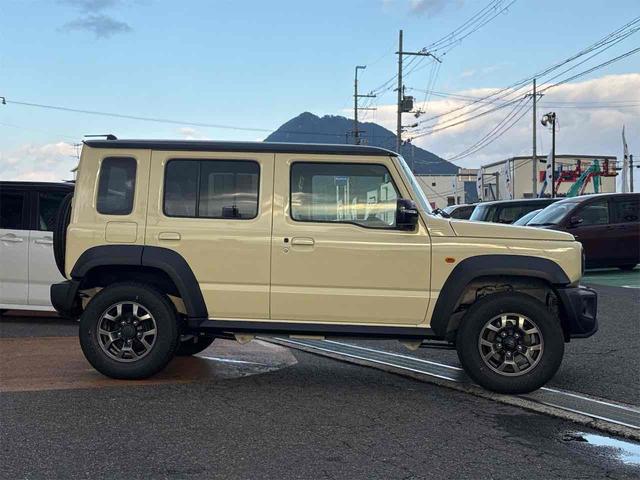ジムニーノマド ＦＣ　４ＷＤ　ＥＴＣ　クリアランスソナー　オートクルーズコントロール　レーンアシスト　衝突被害軽減システム　オートライト　ＬＥＤヘッドランプ　ヘッドライトウォッシャー　アルミホイール　スマートキー（20枚目）