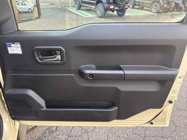 ジムニーノマド ＦＣ　４ＷＤ　ＥＴＣ　クリアランスソナー　オートクルーズコントロール　レーンアシスト　衝突被害軽減システム　オートライト　ＬＥＤヘッドランプ　ヘッドライトウォッシャー　アルミホイール　スマートキー（42枚目）