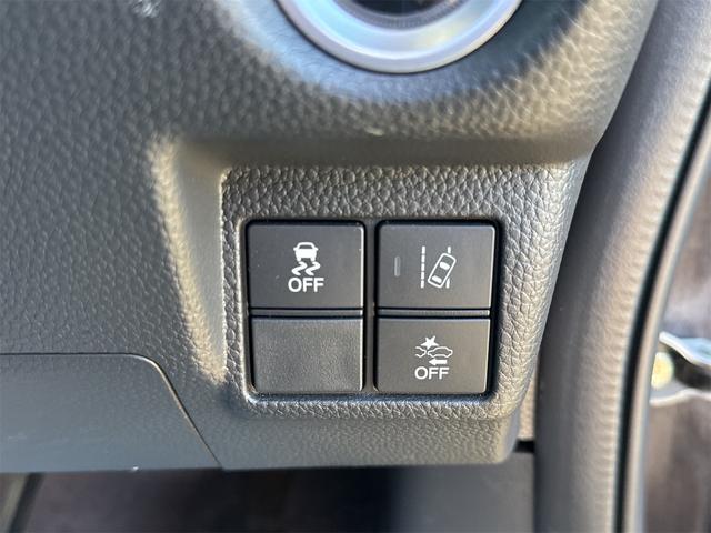 Ｎ－ＢＯＸカスタム Ｇ・Ｌターボホンダセンシング　ＥＴＣ　バックカメラ　両側電動スライドドア　ナビ　ＴＶ　クリアランスソナー　オートクルーズコントロール　レーンアシスト　衝突被害軽減システム　スマートキー　アイドリングストップ（14枚目）