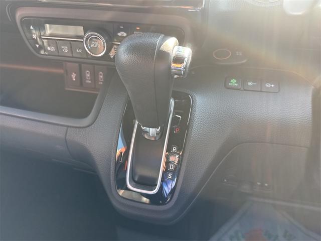 Ｎ－ＢＯＸカスタム Ｇ・Ｌターボホンダセンシング　ＥＴＣ　バックカメラ　両側電動スライドドア　ナビ　ＴＶ　クリアランスソナー　オートクルーズコントロール　レーンアシスト　衝突被害軽減システム　スマートキー　アイドリングストップ（41枚目）