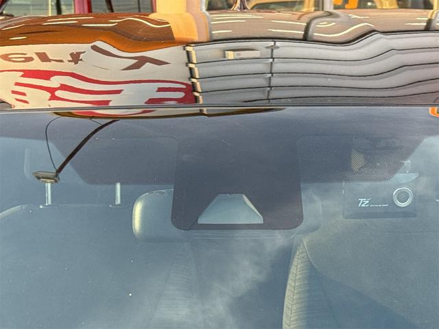 ヤリス ハイブリッドＺ　純正ディスプレイオーディオ　ＥＴＣ　バックカメラ　ナビ　クリアランスソナー　オートクルーズコントロール　レーンアシスト　衝突被害軽減システム　オートマチックハイビーム　オートライト　ＬＥＤヘッドランプ（54枚目）