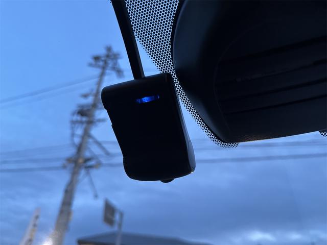 ノート Ｘ　純正ナビ　Ｂｌｕｅｔｏｏｔｈ対応　バックカメラ　ＴＶ　レーンアシスト　衝突被害軽減システム　スマートキー　アイドリングストップ　電動格納ミラー　ＣＶＴ　盗難防止システム　衝突安全ボディ　ＡＢＳ（49枚目）