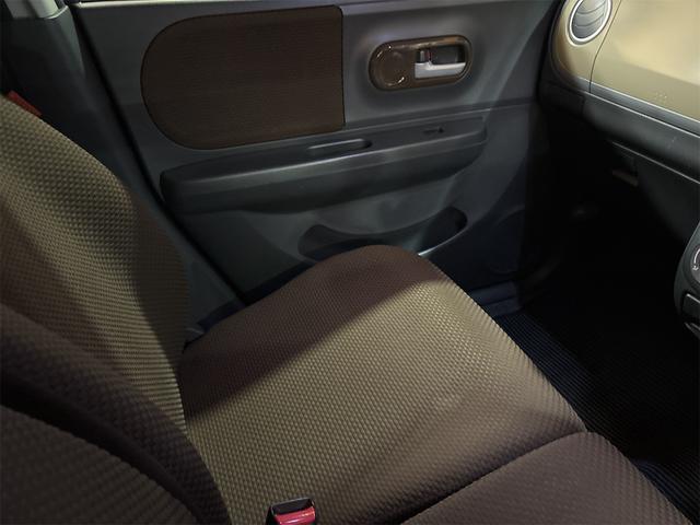 アルトラパン Ｇ　バックカメラ　ナビ　ＴＶ　スマートキー　ベンチシート　ＣＶＴ　ＣＤ　ＵＳＢ　エアコン　パワーウィンドウ　マニュアルレベリング機能　アクセサリーソケット（38枚目）