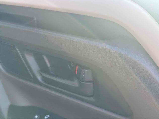 スペーシア ハイブリッドＸ　届出済未使用車　禁煙車　両側電動スライドドア　スマートキー　アイドリングストップ　電動格納ミラー　シートヒーター　ベンチシート　ＣＶＴ　ＥＳＣ　オットマン（39枚目）