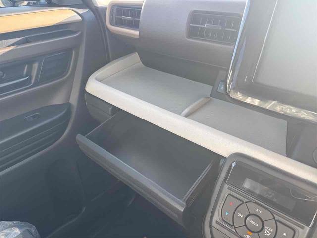 スペーシア ハイブリッドＸ　届出済未使用車　禁煙車　両側電動スライドドア　スマートキー　アイドリングストップ　電動格納ミラー　シートヒーター　ベンチシート　ＣＶＴ　ＥＳＣ　オットマン（45枚目）