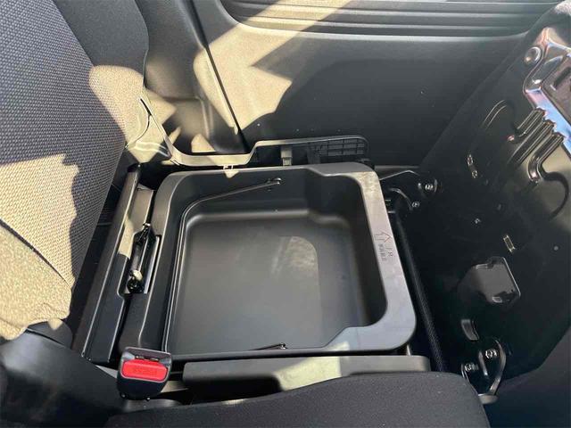 スペーシアカスタム ハイブリッドＧＳ　両側スライド・片側電動　クリアランスソナー　オートライト　スマートキー　アイドリングストップ　電動格納ミラー　シートヒーター　ベンチシート　ＣＶＴ　ＥＳＣ　アルミホイール（42枚目）