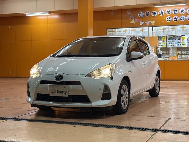 アクア Ｇ　ＥＴＣ　バックカメラ　ナビ　ＴＶ　クリアランスソナー　スマートキー　電動格納ミラー　ＣＶＴ　衝突安全ボディ　ＡＢＳ　ＥＳＣ　Ｂｌｕｅｔｏｏｔｈ　エアコン　パワーステアリング（16枚目）