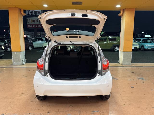 アクア Ｇ　ＥＴＣ　バックカメラ　ナビ　ＴＶ　クリアランスソナー　スマートキー　電動格納ミラー　ＣＶＴ　衝突安全ボディ　ＡＢＳ　ＥＳＣ　Ｂｌｕｅｔｏｏｔｈ　エアコン　パワーステアリング（19枚目）