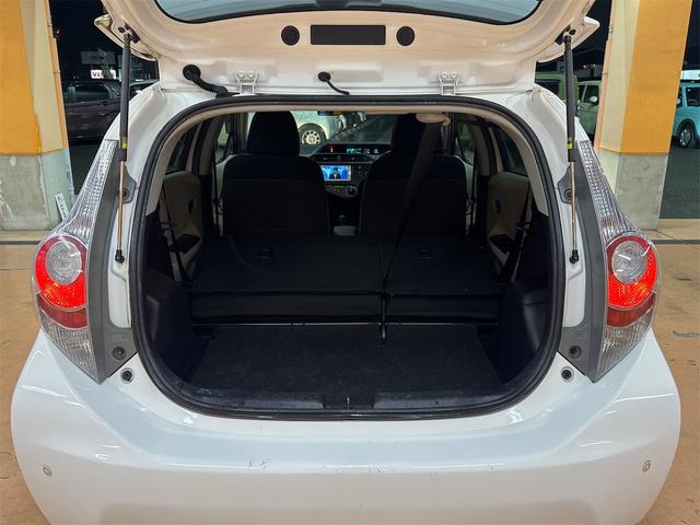 アクア Ｇ　ＥＴＣ　バックカメラ　ナビ　ＴＶ　クリアランスソナー　スマートキー　電動格納ミラー　ＣＶＴ　衝突安全ボディ　ＡＢＳ　ＥＳＣ　Ｂｌｕｅｔｏｏｔｈ　エアコン　パワーステアリング（20枚目）