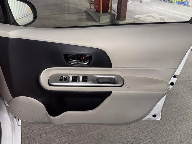 アクア Ｇ　ＥＴＣ　バックカメラ　ナビ　ＴＶ　クリアランスソナー　スマートキー　電動格納ミラー　ＣＶＴ　衝突安全ボディ　ＡＢＳ　ＥＳＣ　Ｂｌｕｅｔｏｏｔｈ　エアコン　パワーステアリング（31枚目）