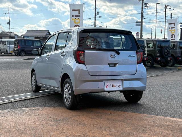 ミライース Ｌ　ＳＡＩＩＩ　クリアランスソナー　衝突被害軽減システム　オートマチックハイビーム　オートライト　キーレスエントリー　アイドリングストップ　ＣＶＴ　ＡＢＳ　ＥＳＣ　エアコン　パワーステアリング　パワーウィンドウ（10枚目）