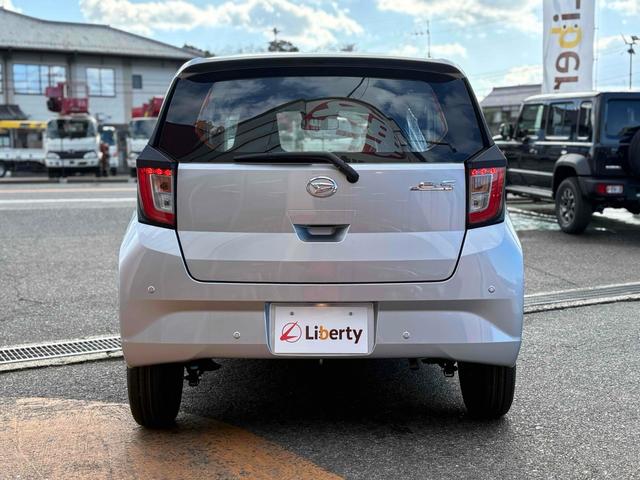 ミライース Ｌ　ＳＡＩＩＩ　クリアランスソナー　衝突被害軽減システム　オートマチックハイビーム　オートライト　キーレスエントリー　アイドリングストップ　ＣＶＴ　ＡＢＳ　ＥＳＣ　エアコン　パワーステアリング　パワーウィンドウ（11枚目）