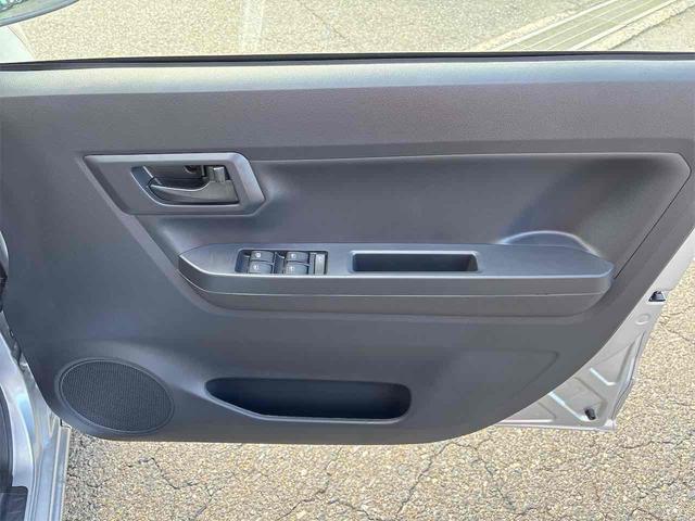 ミライース Ｌ　ＳＡＩＩＩ　クリアランスソナー　衝突被害軽減システム　オートマチックハイビーム　オートライト　キーレスエントリー　アイドリングストップ　ＣＶＴ　ＡＢＳ　ＥＳＣ　エアコン　パワーステアリング　パワーウィンドウ（31枚目）