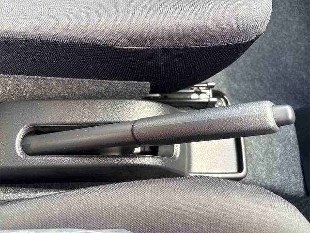 ミライース Ｌ　ＳＡＩＩＩ　クリアランスソナー　衝突被害軽減システム　オートマチックハイビーム　オートライト　キーレスエントリー　アイドリングストップ　ＣＶＴ　ＡＢＳ　ＥＳＣ　エアコン　パワーステアリング　パワーウィンドウ（34枚目）