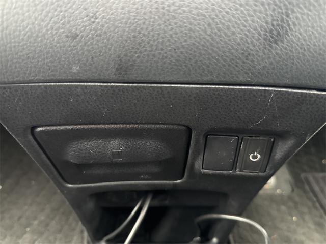 ヴォクシー ＺＳ　煌　ＥＴＣ　バックカメラ　ナビ　ＴＶ　オートクルーズコントロール　両側電動スライドドア　オートライト　ＬＥＤヘッドランプ　スマートキー　アイドリングストップ　電動格納ミラー　後席モニター　３列シート（44枚目）