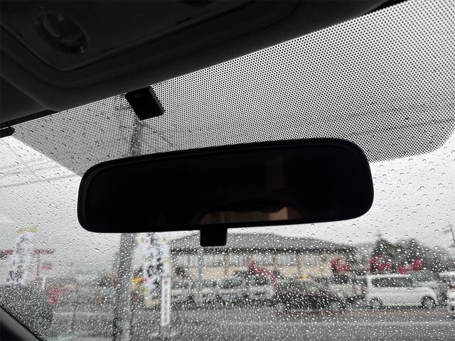 ヴォクシー ＺＳ　煌　ＥＴＣ　バックカメラ　ナビ　ＴＶ　オートクルーズコントロール　両側電動スライドドア　オートライト　ＬＥＤヘッドランプ　スマートキー　アイドリングストップ　電動格納ミラー　後席モニター　３列シート（48枚目）