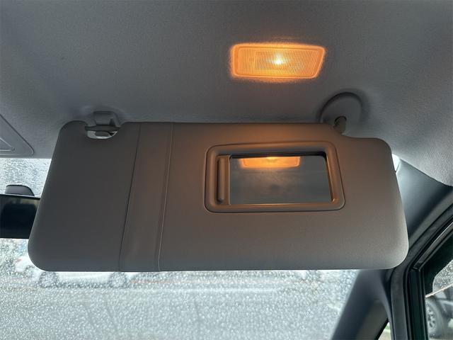 ヴォクシー ＺＳ　煌　ＥＴＣ　バックカメラ　ナビ　ＴＶ　オートクルーズコントロール　両側電動スライドドア　オートライト　ＬＥＤヘッドランプ　スマートキー　アイドリングストップ　電動格納ミラー　後席モニター　３列シート（50枚目）