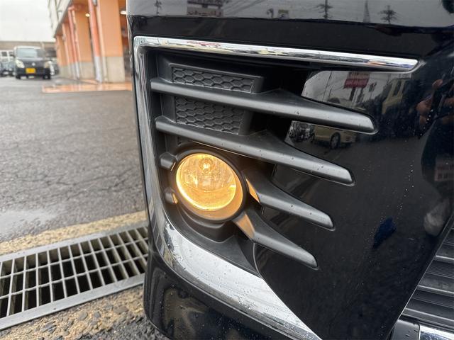 ヴォクシー ＺＳ　煌　ＥＴＣ　バックカメラ　ナビ　ＴＶ　オートクルーズコントロール　両側電動スライドドア　オートライト　ＬＥＤヘッドランプ　スマートキー　アイドリングストップ　電動格納ミラー　後席モニター　３列シート（60枚目）